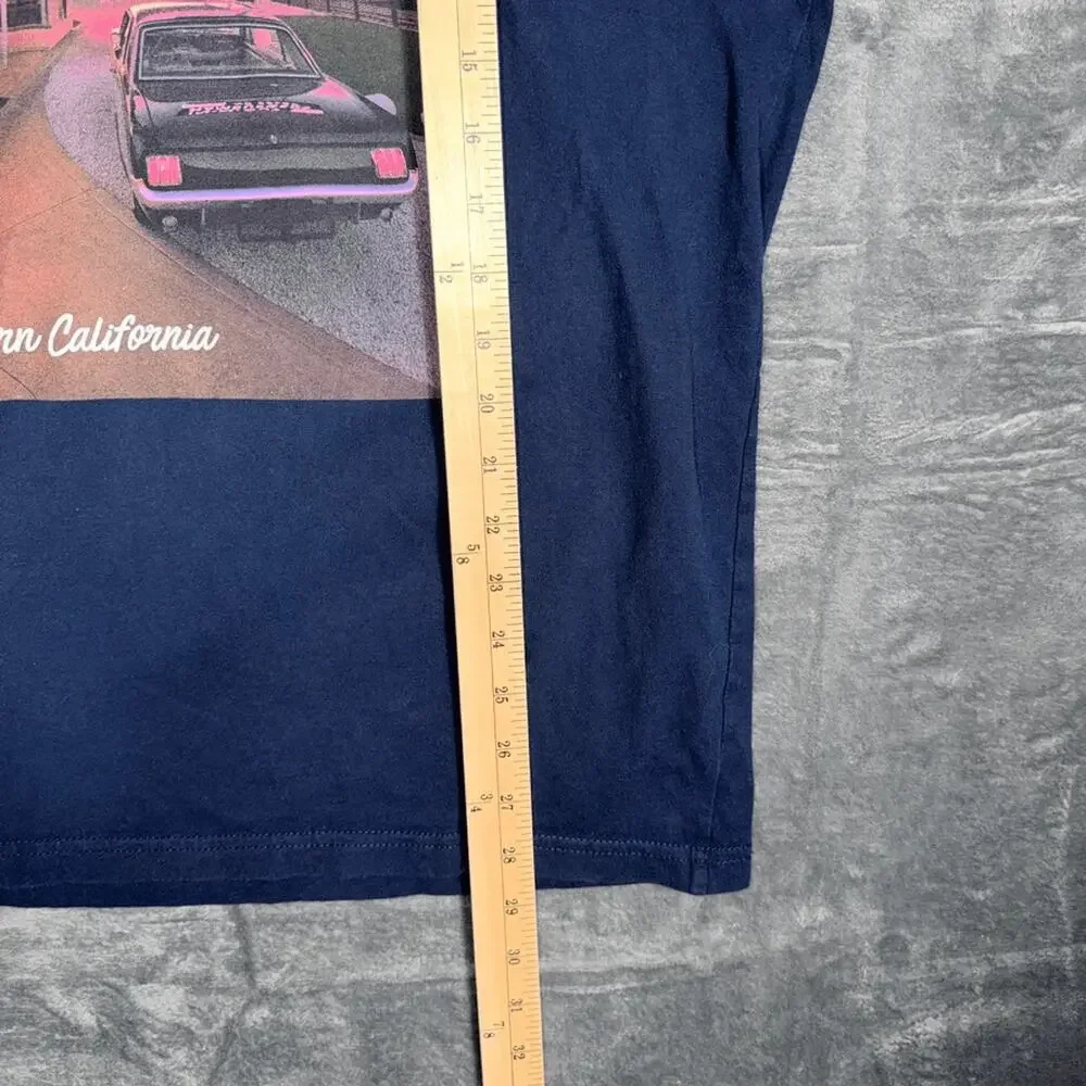 In-N-Out Burger Mens T-Shirt L‎ Navy Blue Southern California Fast Food Graphic